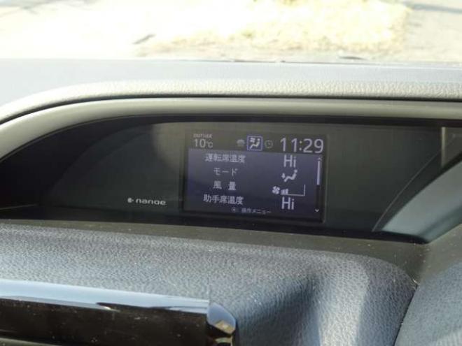 ヴォクシー2.0 ZS 煌III 4WD　本州車　保証1年/走行距離無制限　4WD　両側パワースライドドア　トヨタセーフティセンス　ALPINE製ナビ　地デジ　バックカメラ　Bluetooth接続　ハーフレザーシート　ビルトインETC　LEDヘッドライト　冬タイヤ付 2000