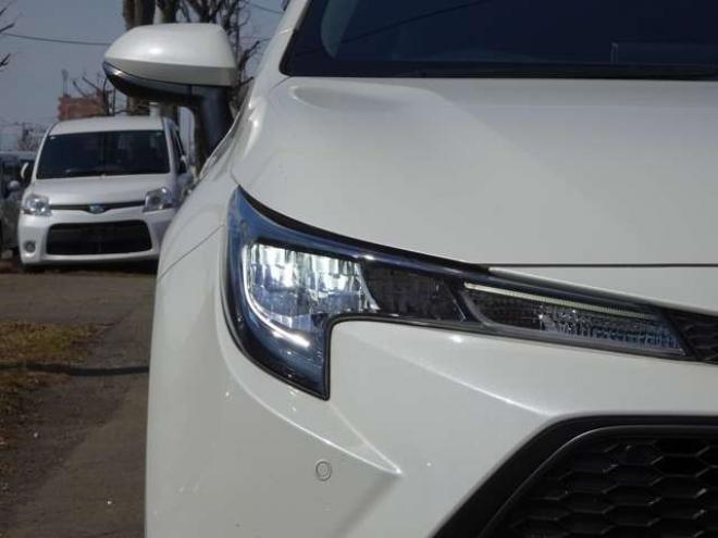 カローラツーリング　1.8 ハイブリッド S E-Four 4WD　本州仕入　ハイブリッド保証2年/走行距離無制限　4WD　トヨタセーフティセンス　9インチディスプレイオーディオ　地デジ　バックカメラ　前席シートヒーター　ステアリングヒーター　ブレーキホールド 1800