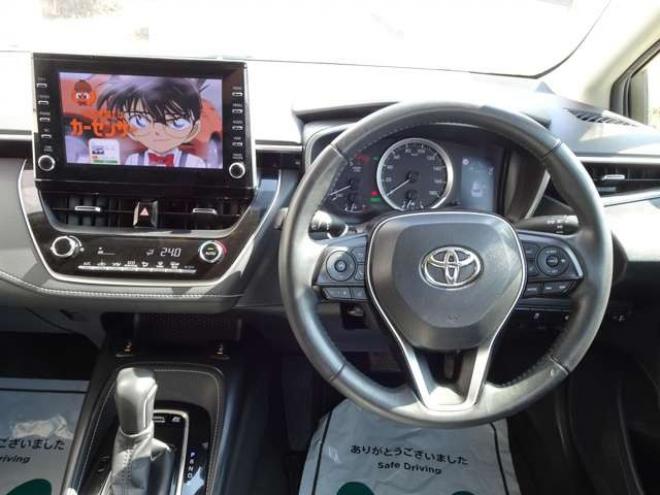 カローラツーリング　1.8 ハイブリッド S E-Four 4WD　本州仕入　ハイブリッド保証2年/走行距離無制限　4WD　トヨタセーフティセンス　9インチディスプレイオーディオ　地デジ　バックカメラ　前席シートヒーター　ステアリングヒーター　ブレーキホールド 1800