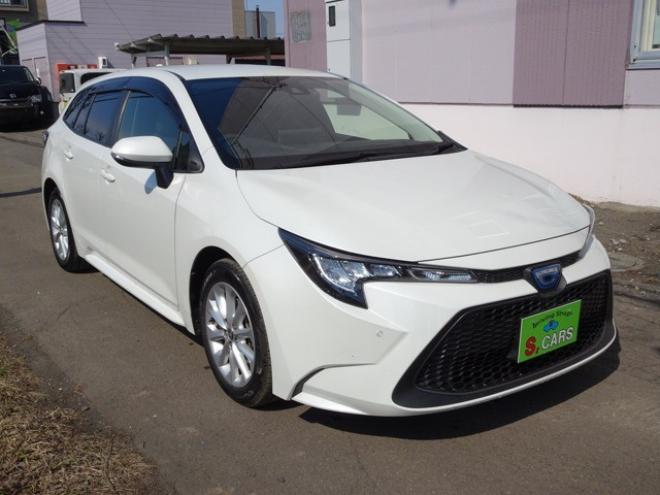 カローラツーリング　1.8 ハイブリッド S E-Four 4WD　本州仕入　ハイブリッド保証2年/走行距離無制限　4WD　トヨタセーフティセンス　9インチディスプレイオーディオ　地デジ　バックカメラ　前席シートヒーター　ステアリングヒーター　ブレーキホールド 1800