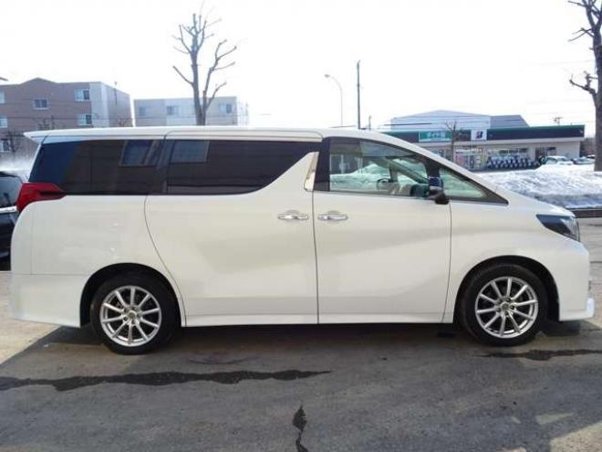 アルファード3.5 SA Cパッケージ 4WD　本州車　保証1年/走行距離無制限　4WD　プリクラッシュセーフティー　3500cc　両側パワースライドドア　パワーバックドア　JBLサウンドシステム　全方位カメラ　メーカーナビ　地デジ　ETC　中古冬タイヤ付属 3500