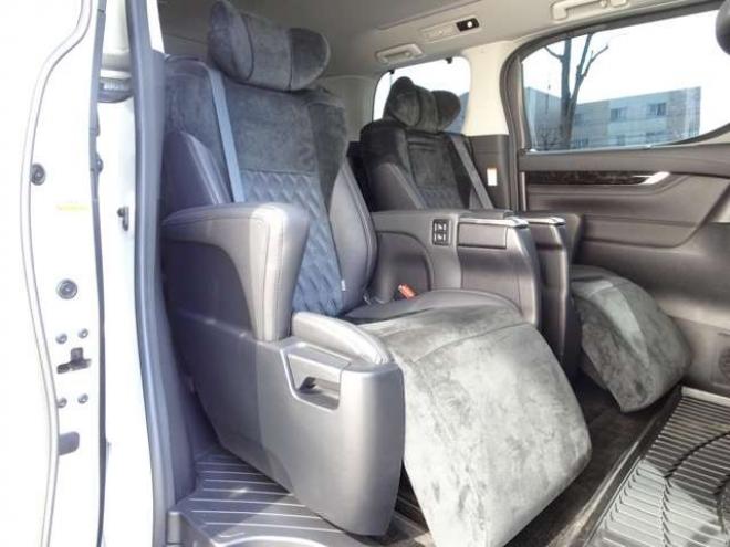 アルファード3.5 SA Cパッケージ 4WD　本州車　保証1年/走行距離無制限　4WD　プリクラッシュセーフティー　3500cc　両側パワースライドドア　パワーバックドア　JBLサウンドシステム　全方位カメラ　メーカーナビ　地デジ　ETC　中古冬タイヤ付属 3500