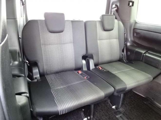 ヴォクシー2.0 ZS 煌II 4WD　本州車　保証1年/走行距離無制限　4WD　後期型　トヨタセーフティセンス　両側パワースライドドア　純正ナビ　地デジ　バックカメラ　LEDヘッドライト　ビルトインETC　クルーズコントロール 2000