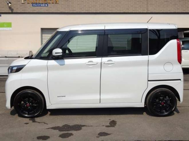 ルークスX 4WD　保証1年/走行距離無制限　4WD　パワースライドドア　純正ナビ　地デジ　全方位カメラ　純正エンジンスターター　社外15インチアルミ  前後ドライブレコーダー ハンズフリーオートスライドドア　中古冬タイヤ付き 660