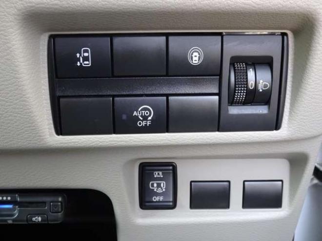 ルークスX 4WD　保証1年/走行距離無制限　4WD　パワースライドドア　純正ナビ　地デジ　全方位カメラ　純正エンジンスターター　社外15インチアルミ  前後ドライブレコーダー ハンズフリーオートスライドドア　中古冬タイヤ付き 660