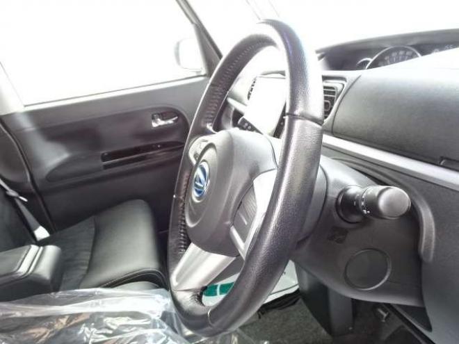 タントカスタム RS トップエディション SAII 4WD　保証1年/走行距離無制限　4WD　ワンオーナー　衝突軽減ブレーキシステム　両側パワースライドドア　純正ナビ　地デジ　バックカメラ　HDMI入力　純正エンジンスターター　LEDヘッドライト　ハーフレザーシート 660