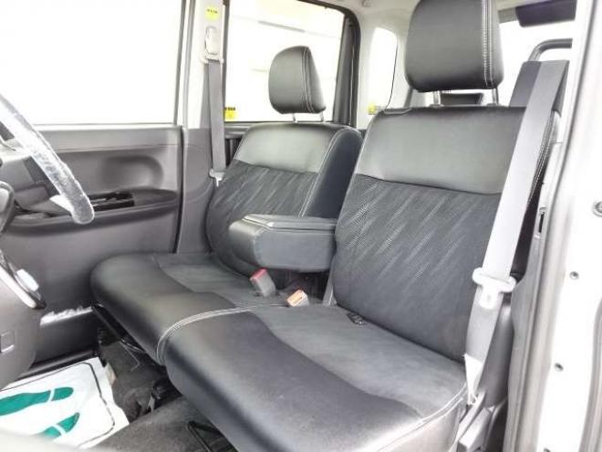 タントカスタム RS トップエディション SAII 4WD　保証1年/走行距離無制限　4WD　ワンオーナー　衝突軽減ブレーキシステム　両側パワースライドドア　純正ナビ　地デジ　バックカメラ　HDMI入力　純正エンジンスターター　LEDヘッドライト　ハーフレザーシート 660