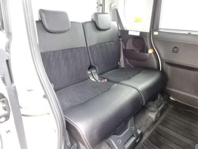 タントカスタム RS トップエディション SAII 4WD　保証1年/走行距離無制限　4WD　ワンオーナー　衝突軽減ブレーキシステム　両側パワースライドドア　純正ナビ　地デジ　バックカメラ　HDMI入力　純正エンジンスターター　LEDヘッドライト　ハーフレザーシート 660