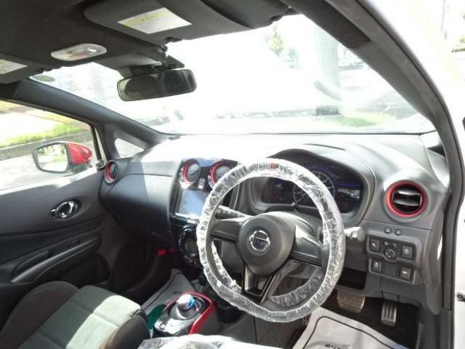 ノート1.2 e-POWER NISMO　本州車　ハイブリットシステム保証2年付　ワンオーナー　社外ナビ　Bluetooth接続　 エマージェンシーブレーキサポート　車線逸脱警報　NISMO純正アルミ　純正LEDヘッドライト　インテリキー　プッシュスタート　ETC 2WD 1200