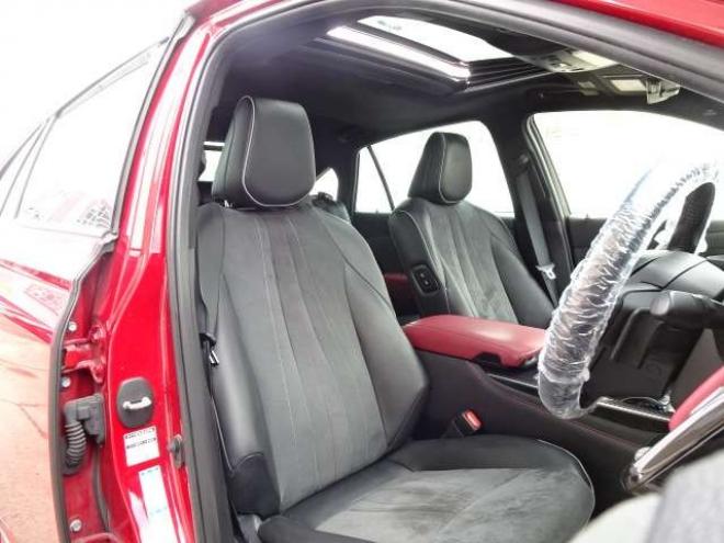 クラウンハイブリッド 2.5 RS アドバンス Four 4WD　保証付2年/走行距離無制限　4WD　ローダウン　クレンツェ20AW　サンルーフ BCM セーフティセンスLEDヘッドライト　メーカーナビ　全方位カメラ　純正エンジンスターター ハーフレザーシート　デジタルインナーミラー 2500