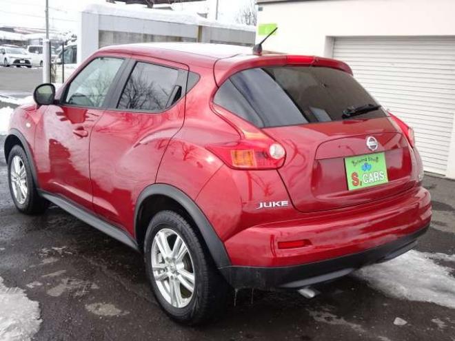 ジューク1.6 16GT FOUR タイプV 4WD　保証1年/走行距離無制限　切替4WD　純正ナビ　地デジ　バックカメラ　純正エンジンスターター　インテリジェントキー　プッシュスタート 1600