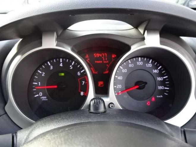 ジューク1.6 16GT FOUR タイプV 4WD　保証1年/走行距離無制限　切替4WD　純正ナビ　地デジ　バックカメラ　純正エンジンスターター　インテリジェントキー　プッシュスタート 1600