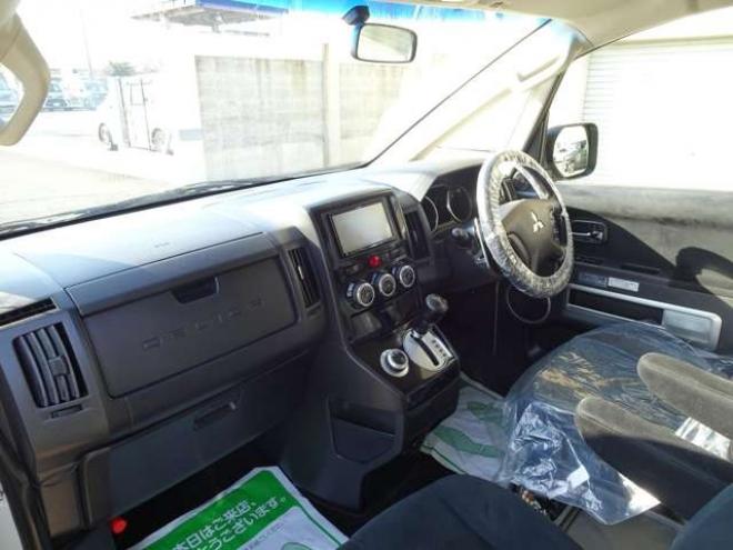 デリカD：5 2.2 D パワーパッケージ ディーゼルターボ 4WD　本州車　保証1年/走行距離無制限　4WD　ディーゼルターボ　両側パワースライドドア　MLJ/XTREME16インチアルミ　純正HID　スマートキー　ビルトインETC　中古冬タイヤ付き　前席シートヒーター 2300