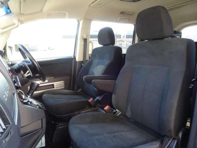 デリカD：5 2.2 D パワーパッケージ ディーゼルターボ 4WD　本州車　保証1年/走行距離無制限　4WD　ディーゼルターボ　両側パワースライドドア　MLJ/XTREME16インチアルミ　純正HID　スマートキー　ビルトインETC　中古冬タイヤ付き　前席シートヒーター 2300