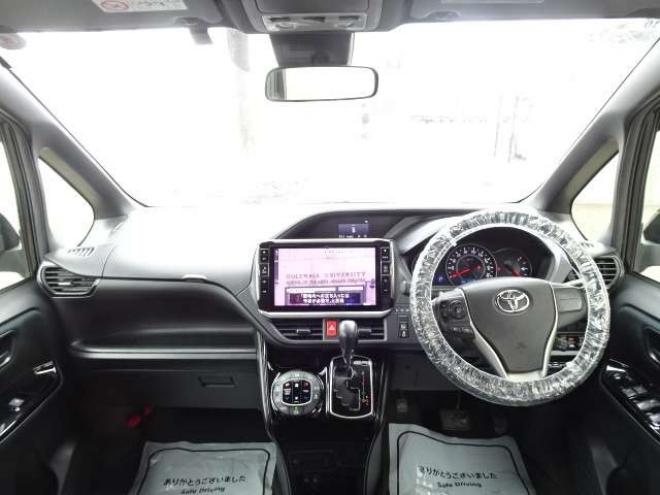 ノア2.0 Si 4WD　本州仕入　保証1年/走行距離無制限　4WD　ワンオーナー　セーフティセンス　両側パワースライドドア　ALPINE　ビッグX11型ナビ　地デジ　バックカメラ　11.4型フリップダウンモニター　ETC　LEDヘッドライト 2000