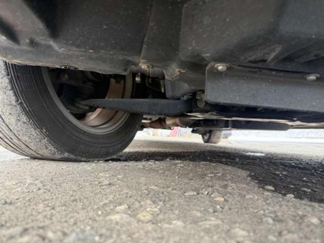 ヴォクシー2.0 ZS 4WD　本州車　保証1年/走行距離無制限　4WD　後期型　トヨタセーフティセンス　両側パワースライドドア　純正ナビ　地デジ　バックカメラ　8人乗り　社外テールレンズ　ビルトインETC　LEDヘッドライト 2000