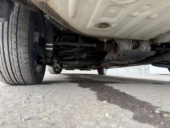 ヴォクシー2.0 ZS 4WD　本州車　保証1年/走行距離無制限　4WD　後期型　トヨタセーフティセンス　両側パワースライドドア　純正ナビ　地デジ　バックカメラ　8人乗り　社外テールレンズ　ビルトインETC　LEDヘッドライト 2000