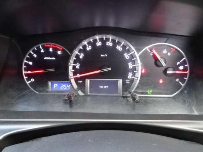 ハイエースバン2.8 スーパーGL ロング ディーゼルターボ 4WD　本州車　4WD　プッシュスタート　スマートキー　オートマチックハイビーム　ETC　MID　GRCIA　WHEEL　バックカメラ　リヤヒーター　リヤエアコン　AC100V 2800