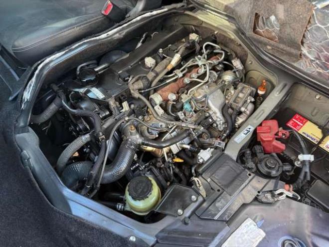 ハイエースバン3.0 スーパーGL ダークプライム ロングボディ ディーゼルターボ 4WD　本州車　4WD　3.0ディーゼルターボ　ダークプライム　新品タイミングベルト/ウォーターポンプ交換込　DELF&NASCARホワイトレタータイヤ　バックカメラ　本革巻黒木目ハンドル　メッキグリル　LEDヘッドライト ETC 3000