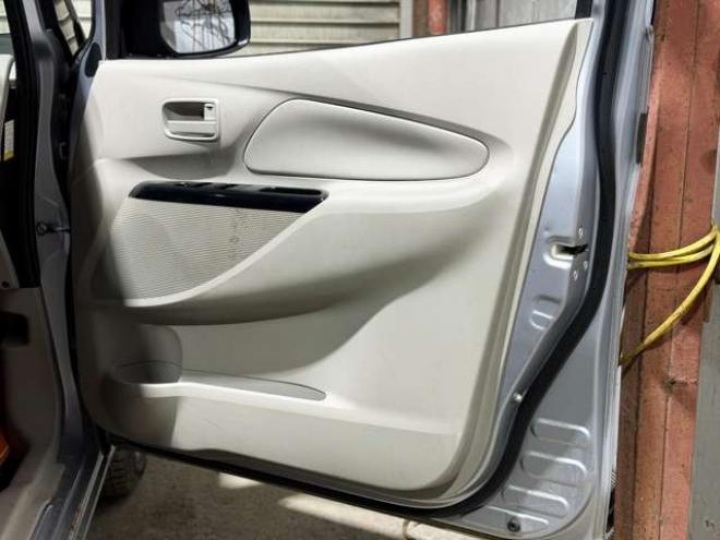 デイズS 4WD　防錆塗装4WDキーレスナビエンスタETC 660