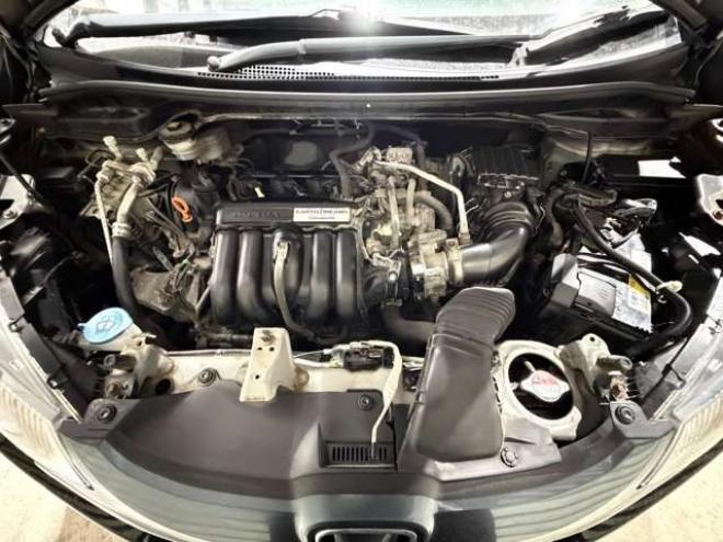 フィット1.3 13G Fパッケージ 4WD　防錆塗装4WDスマキーナビETC 1300