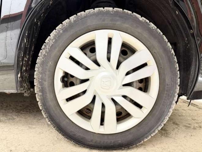 フィット1.3 13G Fパッケージ 4WD　防錆塗装4WDスマキーナビETC 1300