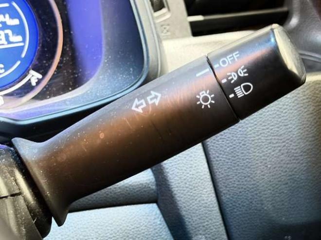 フィット1.3 13G Fパッケージ 4WD　防錆塗装4WDスマキーナビETC 1300