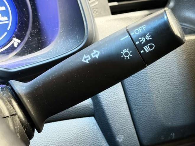 フィット1.3 13G Fパッケージ 4WD　防錆塗装4WDスマキーナビETC 1300