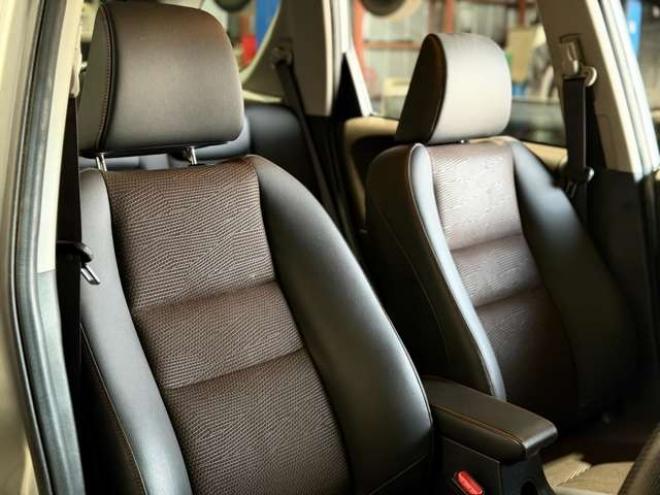 フィットシャトルハイブリッド1.3 スマートセレクション ファインライン　防錆塗装TVナビBカメETC 2WD 1300