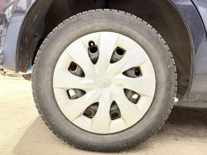 スペイド1.5 F 4WD　防錆塗装4WDキーレスTVナビBカメETC 1500