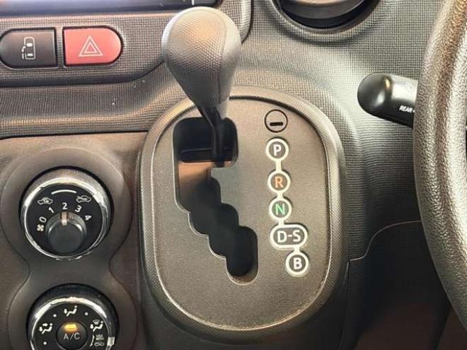 スペイド1.5 F 4WD　防錆塗装4WDキーレスTVナビBカメETC 1500