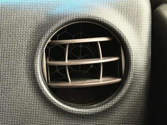 スペイド1.5 F 4WD　防錆塗装4WDキーレスTVナビBカメETC 1500