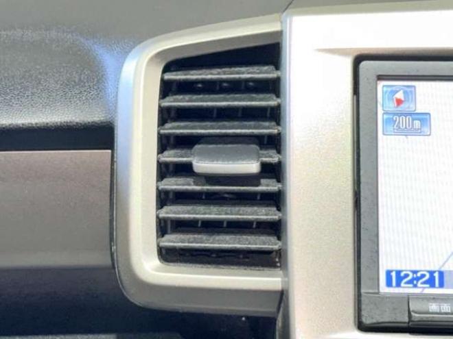 フリードスパイク1.5 G ジャストセレクション 4WD　防錆塗装4WDTVナビBカメ 1500