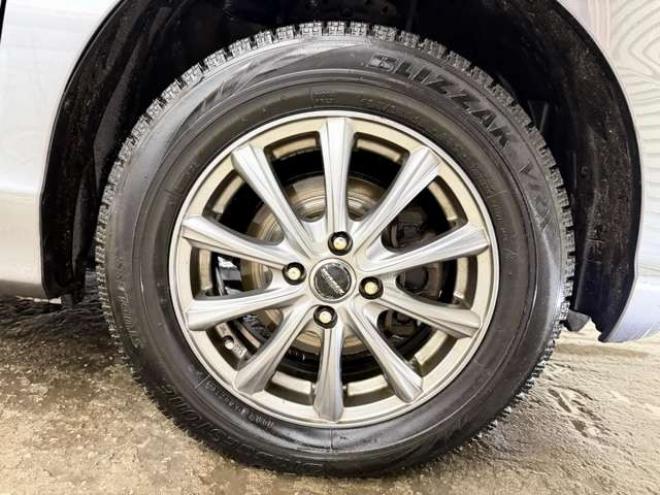 フリードスパイク1.5 G ジャストセレクション 4WD　防錆塗装4WDTVナビBカメエンスタETC夏冬タイヤ 1500