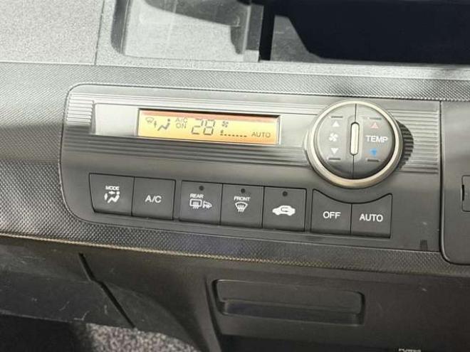 フリードスパイク1.5 G ジャストセレクション 4WD　防錆塗装4WDナビBカメETC 1500