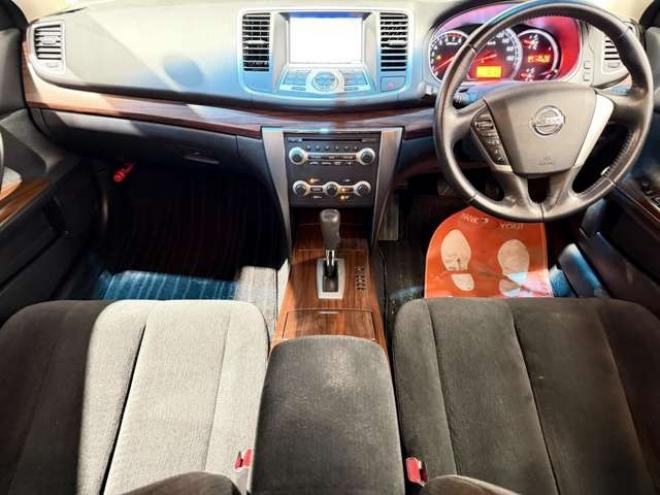 ティアナ2.5 250XE FOUR 4WD　防錆塗装4WDTVナビBカメETC夏冬タイヤ 2500