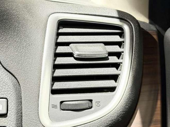 ティアナ2.5 250XE FOUR 4WD　防錆塗装4WDTVナビBカメETC夏冬タイヤ 2500