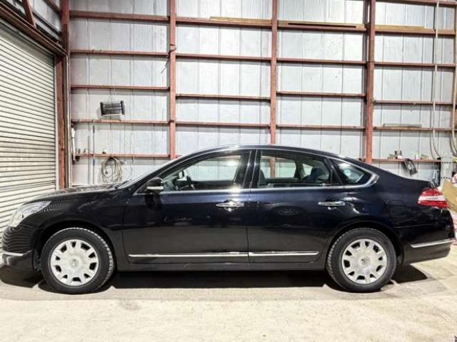 ティアナ2.5 250XE FOUR 4WD　防錆塗装4WDTVナビBカメETC夏冬タイヤ 2500