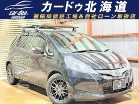 フィットハイブリッド　1.3　防錆塗装キーレスCDETC 2WD 1300