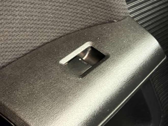 フリードスパイク1.5 G ジャストセレクション 4WD　防錆塗装4WDキーレスTVナビ 1500