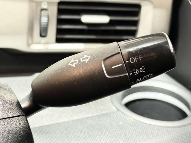 フリードスパイク1.5 G ジャストセレクション 4WD　防錆塗装4WDキーレスTVナビ 1500