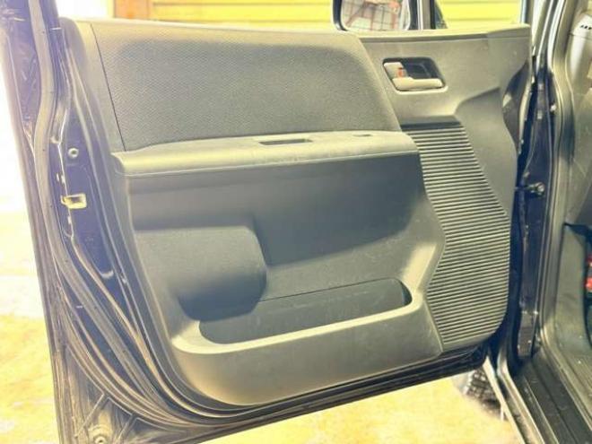 フリードスパイク1.5 G ジャストセレクション 4WD　防錆塗装4WDTVナビETC 1500