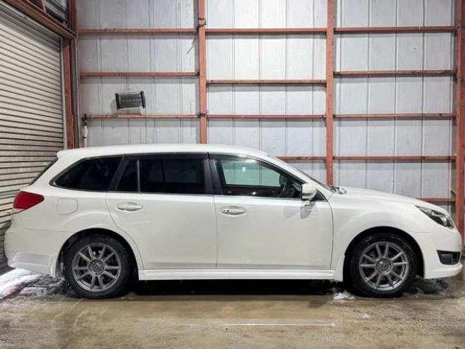 レガシィワゴン2.5 i アイサイト スポーツセレクション 4WD　防錆塗装4WDTVナビBカメETC 2500