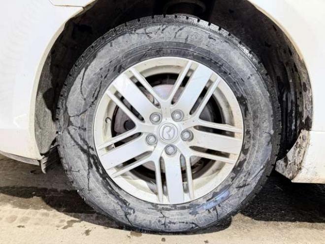 MPV2.3 23S Lパッケージ　防錆塗装ユーザー買取車4WDTVナビBカメ後席モニタエンスタ 2300