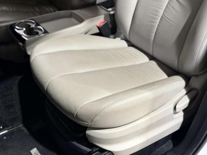 MPV2.3 23S Lパッケージ　防錆塗装ユーザー買取車4WDTVナビBカメ後席モニタエンスタ 2300