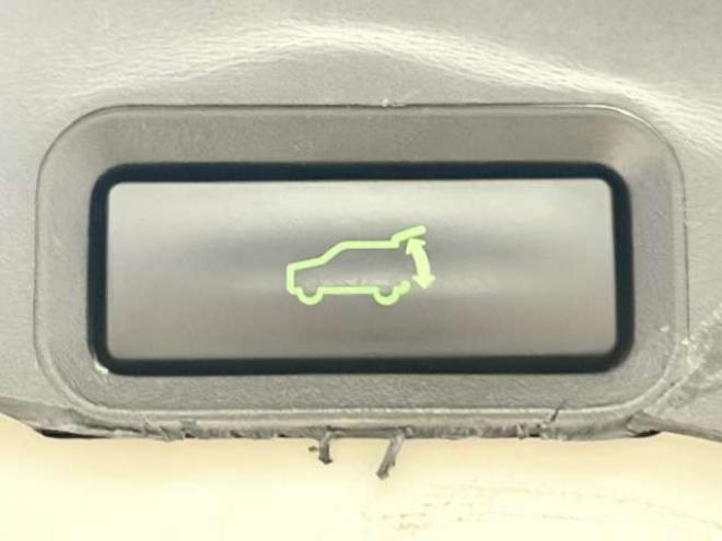 MPV2.3 23S Lパッケージ　防錆塗装ユーザー買取車4WDTVナビBカメ後席モニタエンスタ 2300