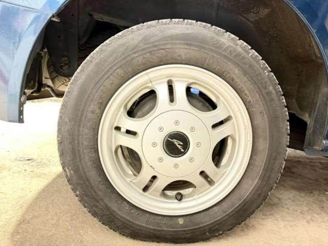 エブリィPC ハイルーフ　防錆塗装4WD夏冬タイヤ 660