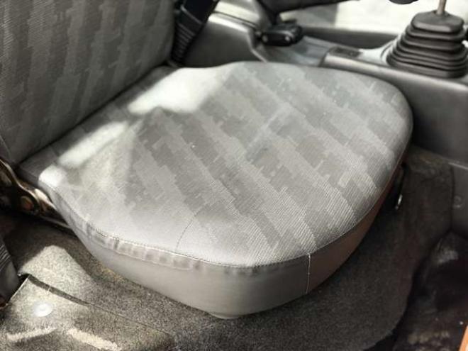 キャリーKC 3方開 4WD　全塗装車防錆塗装4WD 660