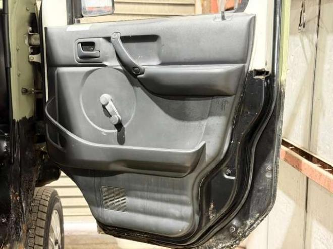 キャリーKC 3方開 4WD　全塗装車防錆塗装4WD 660