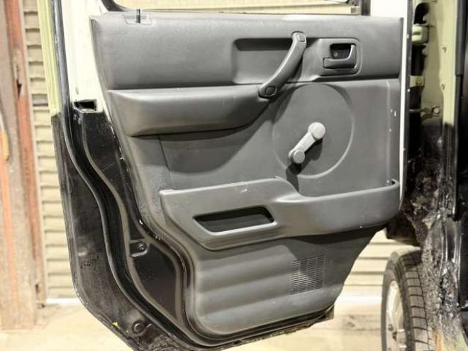 キャリーKC 3方開 4WD　全塗装車防錆塗装4WD 660